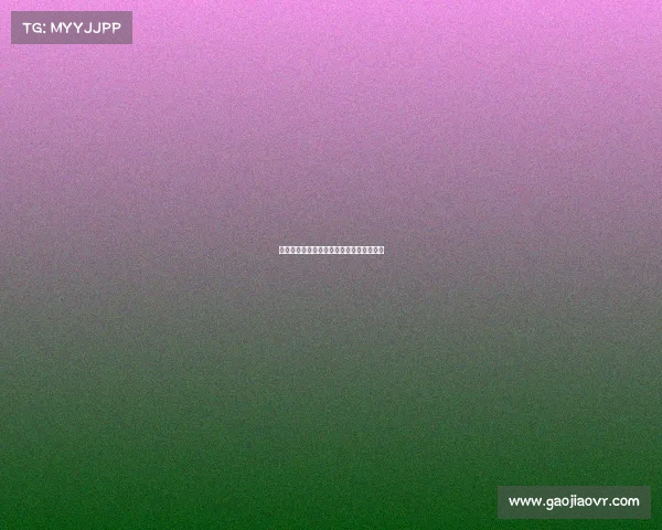 电竞选手情绪失控，键盘竟成赛场飞行器？